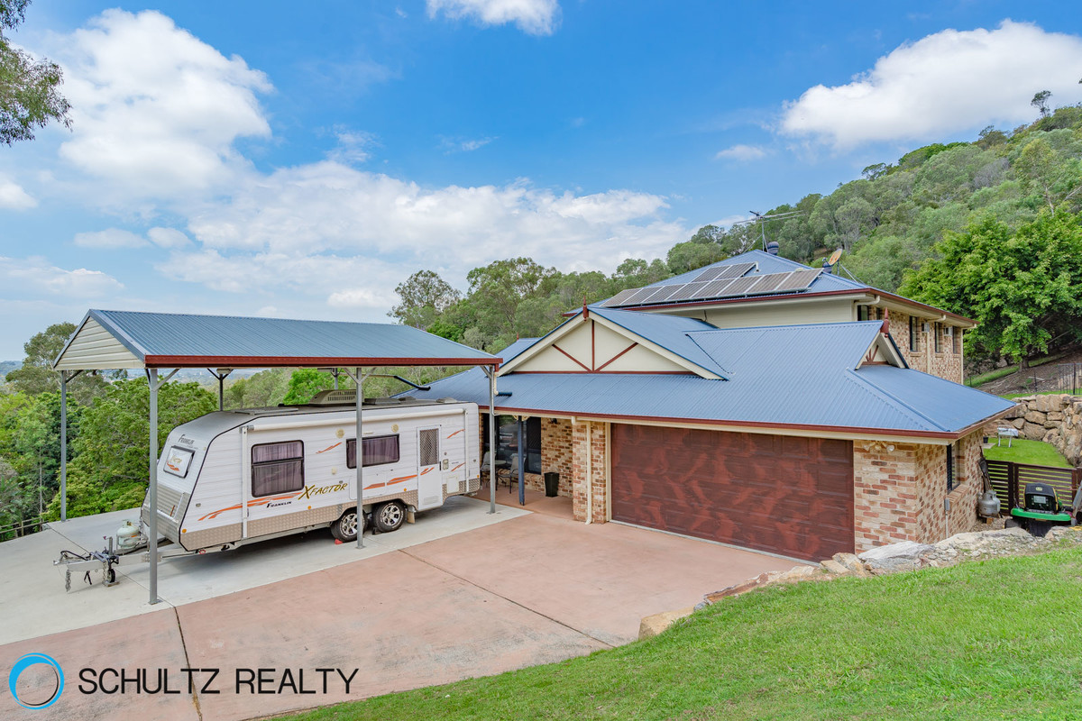 18 Bahrview Drive,Bahrs Scrub,Australia 4207,6 Bedrooms Bedrooms,3 BathroomsBathrooms,House,Bahrview Drive,1069