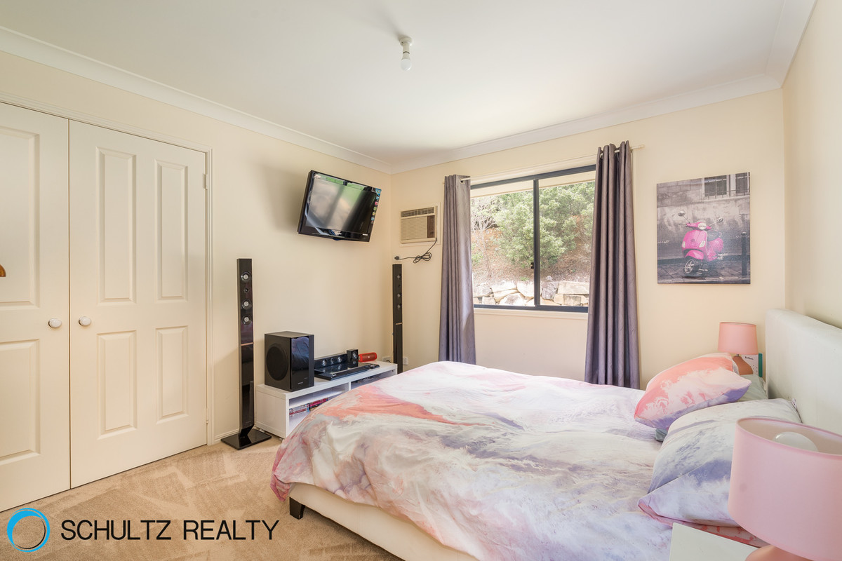 18 Bahrview Drive,Bahrs Scrub,Australia 4207,6 Bedrooms Bedrooms,3 BathroomsBathrooms,House,Bahrview Drive,1069
