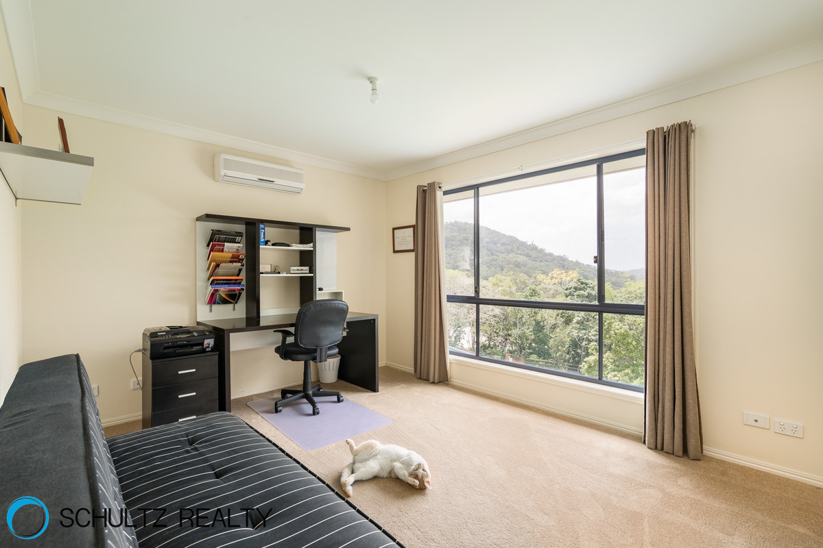 18 Bahrview Drive,Bahrs Scrub,Australia 4207,6 Bedrooms Bedrooms,3 BathroomsBathrooms,House,Bahrview Drive,1069