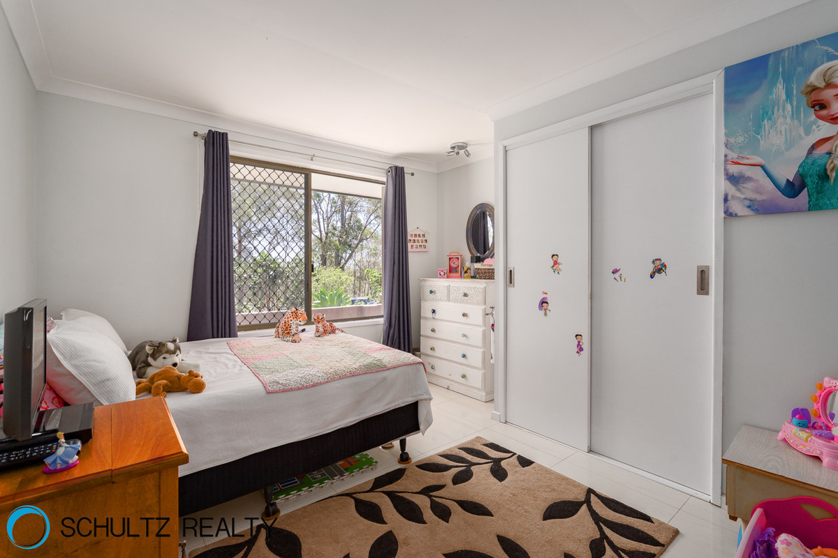8 Peachey Road,Ormeau,Australia 4208,4 Bedrooms Bedrooms,2 BathroomsBathrooms,House,Peachey Road,1070