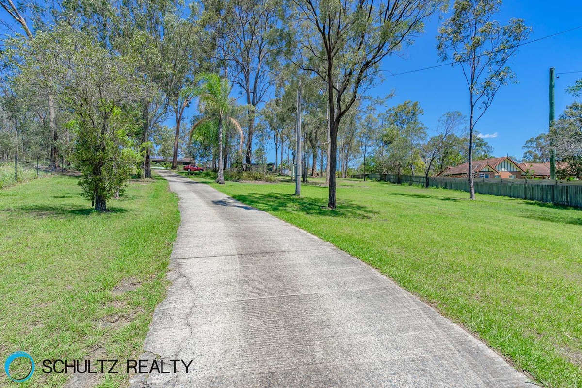 8 Peachey Road,Ormeau,Australia 4208,4 Bedrooms Bedrooms,2 BathroomsBathrooms,House,Peachey Road,1070