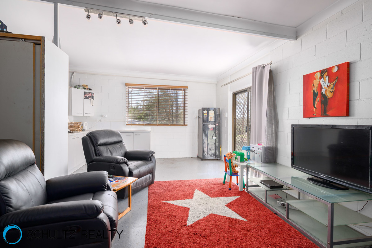 8 Peachey Road,Ormeau,Australia 4208,4 Bedrooms Bedrooms,2 BathroomsBathrooms,House,Peachey Road,1070