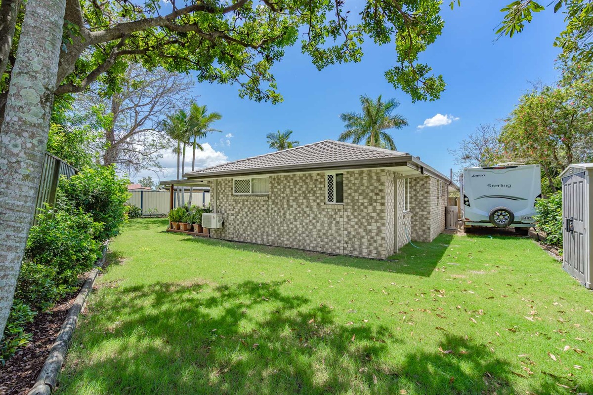 7 Allenby Crescent,Windaroo,Australia 4207,4 Bedrooms Bedrooms,2 BathroomsBathrooms,House,Allenby Crescent,1071