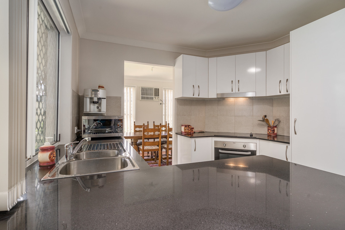 7 Allenby Crescent,Windaroo,Australia 4207,4 Bedrooms Bedrooms,2 BathroomsBathrooms,House,Allenby Crescent,1071