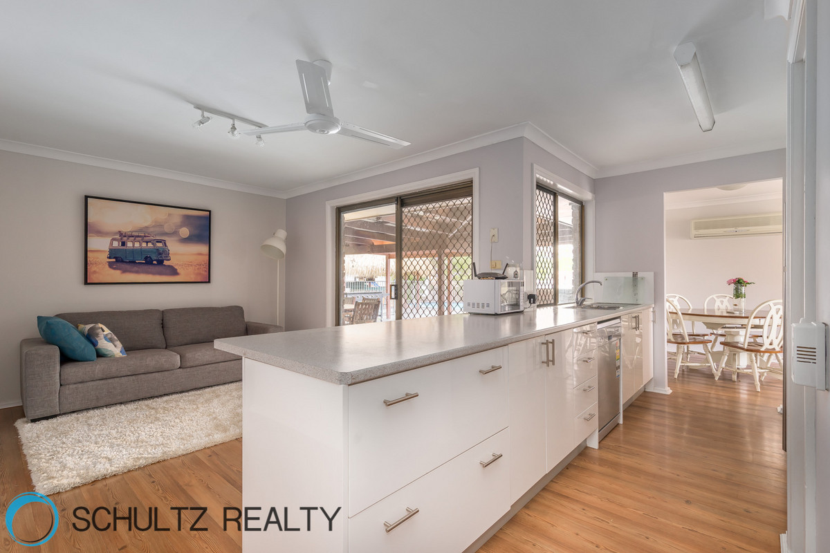 15 Jeffrey Court, Mount Warren Park, Australia 4207, 4 Bedrooms Bedrooms, ,2 BathroomsBathrooms,House,Sold,Jeffrey Court,1072