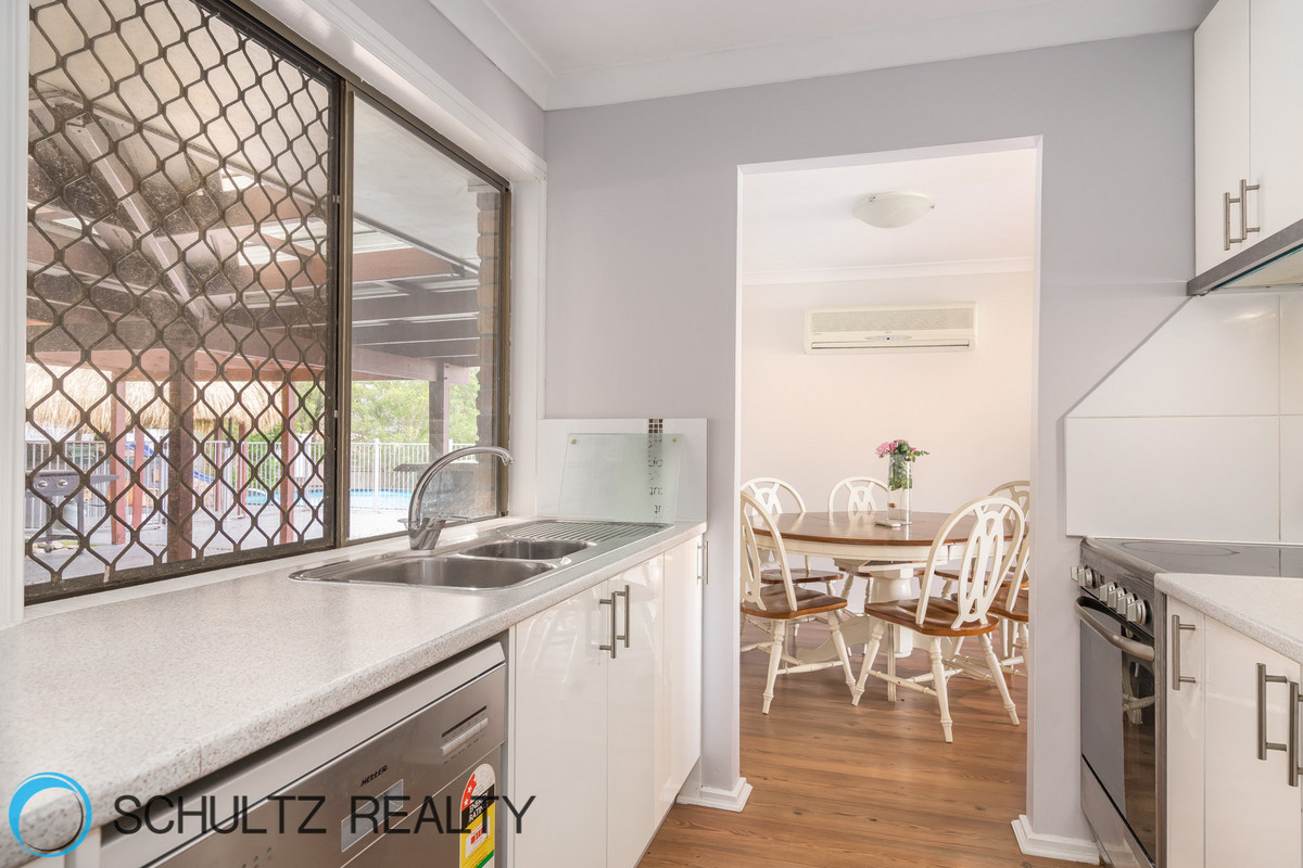 15 Jeffrey Court, Mount Warren Park, Australia 4207, 4 Bedrooms Bedrooms, ,2 BathroomsBathrooms,House,Sold,Jeffrey Court,1072