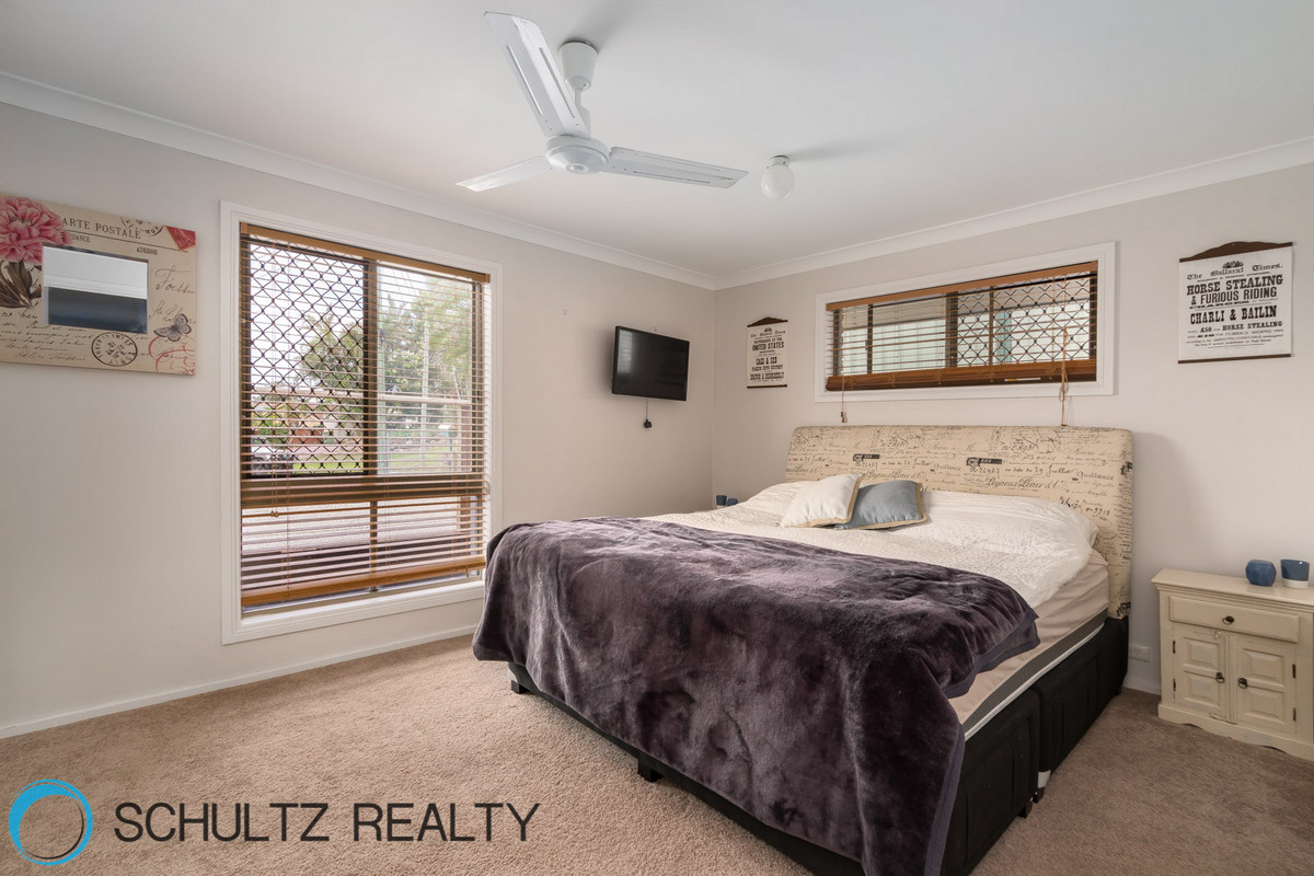 15 Jeffrey Court, Mount Warren Park, Australia 4207, 4 Bedrooms Bedrooms, ,2 BathroomsBathrooms,House,Sold,Jeffrey Court,1072