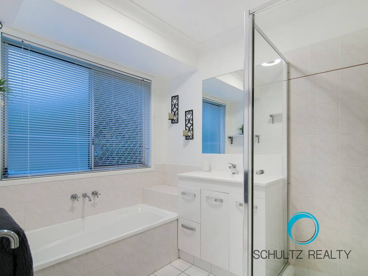 15-19 Chopin Court, Nerang, Australia 4211, 5 Bedrooms Bedrooms, ,3 BathroomsBathrooms,House,Sold,Chopin Court,1107