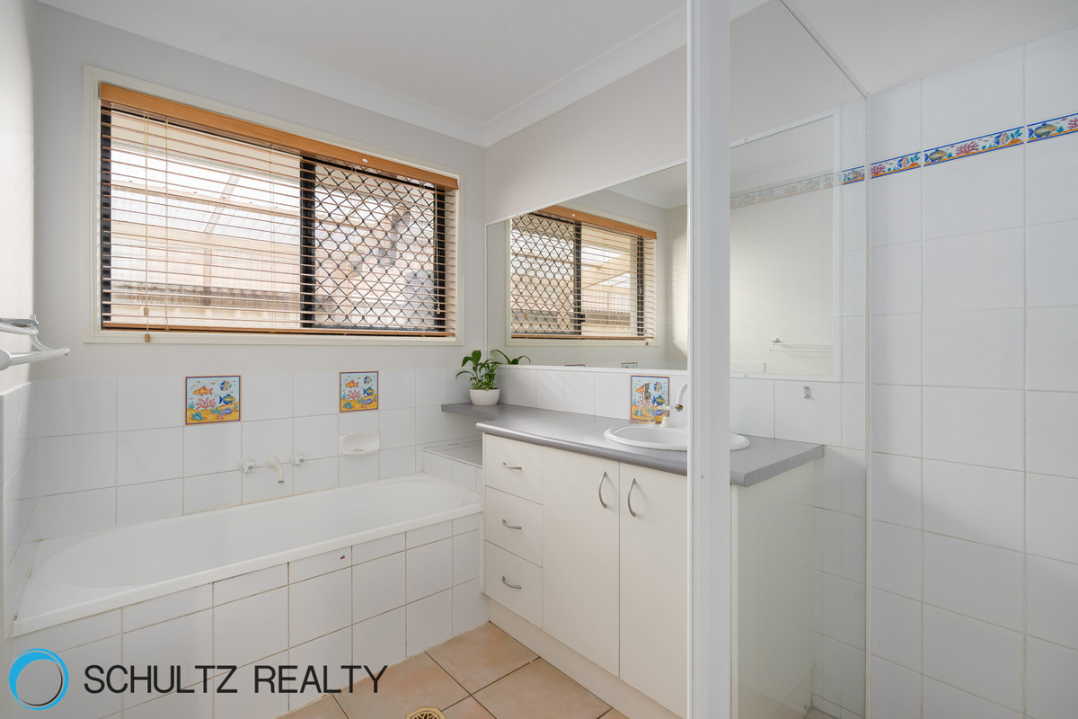 111 Carl Heck Boulevard,Windaroo,Australia 4207,4 Bedrooms Bedrooms,2 BathroomsBathrooms,House,Carl Heck Boulevard,1085
