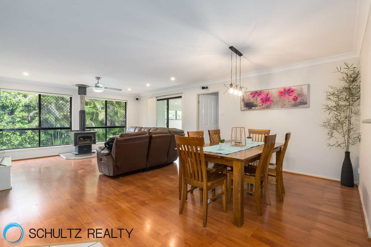 111 Carl Heck Boulevard,Windaroo,Australia 4207,4 Bedrooms Bedrooms,2 BathroomsBathrooms,House,Carl Heck Boulevard,1085