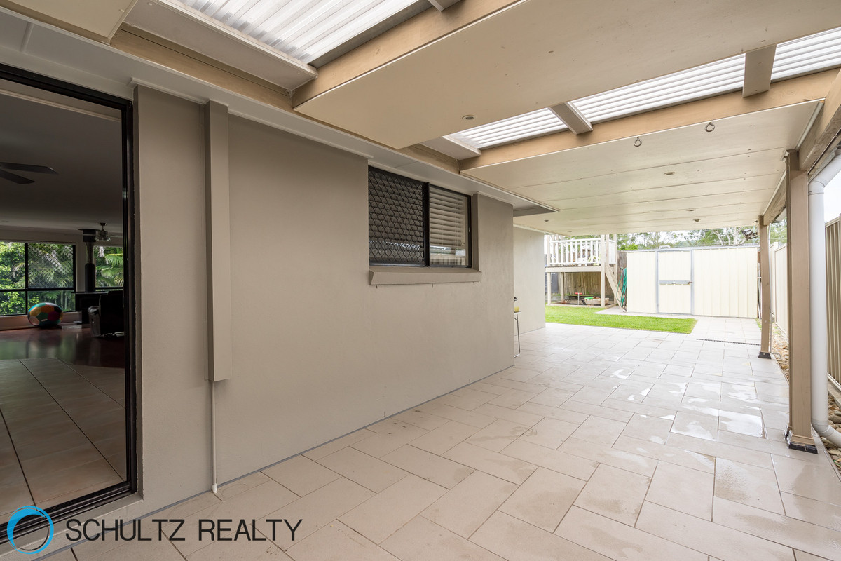 111 Carl Heck Boulevard,Windaroo,Australia 4207,4 Bedrooms Bedrooms,2 BathroomsBathrooms,House,Carl Heck Boulevard,1085