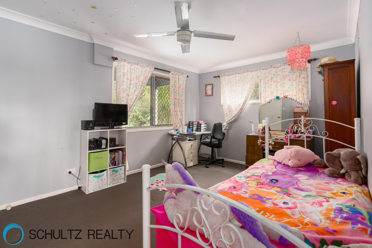 132 Marlowe Road,Alberton,Australia 4207,4 Bedrooms Bedrooms,2 BathroomsBathrooms,House,Marlowe Road,1087