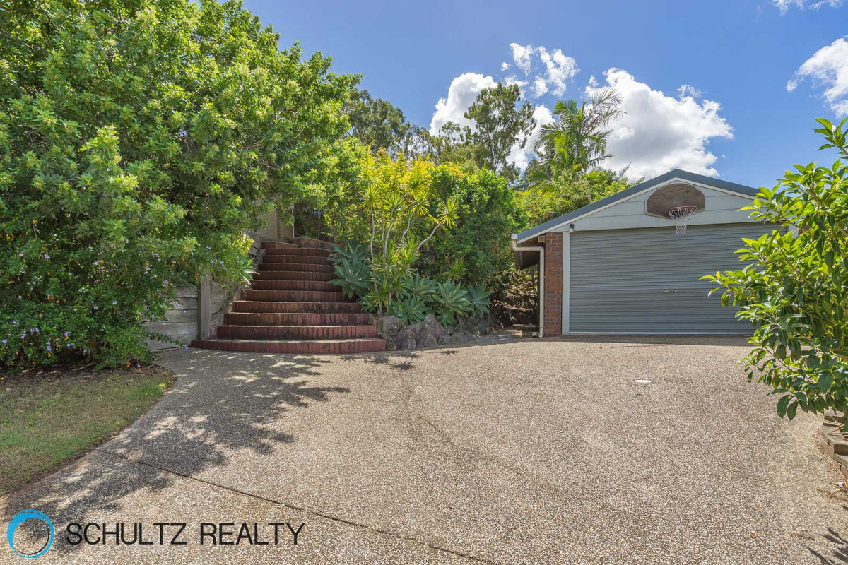 9 Rae Court,Mount Warren Park,Australia 4207,4 Bedrooms Bedrooms,2 BathroomsBathrooms,House,Rae Court,1089