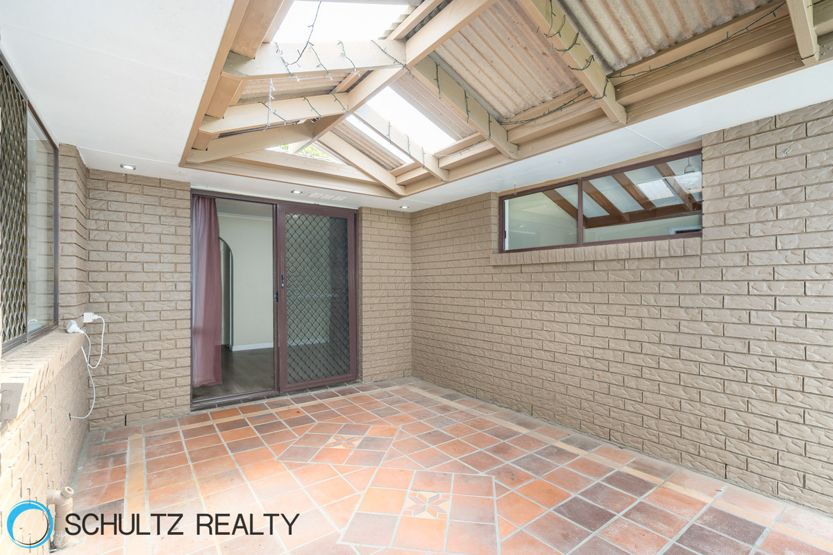 9 Rae Court,Mount Warren Park,Australia 4207,4 Bedrooms Bedrooms,2 BathroomsBathrooms,House,Rae Court,1089