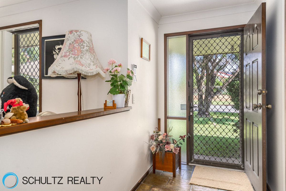 50 Grehan Crescent,Mount Warren Park,Australia 4207,3 Bedrooms Bedrooms,1 BathroomBathrooms,House,Grehan Crescent,1091