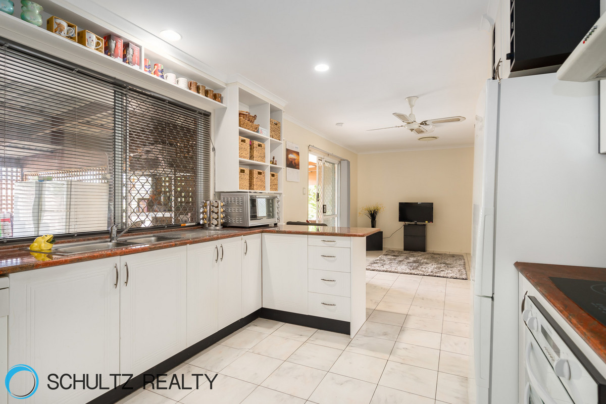 18 Bennelong Court,Beenleigh,Australia 4207,3 Bedrooms Bedrooms,1 BathroomBathrooms,House,Bennelong Court,1093