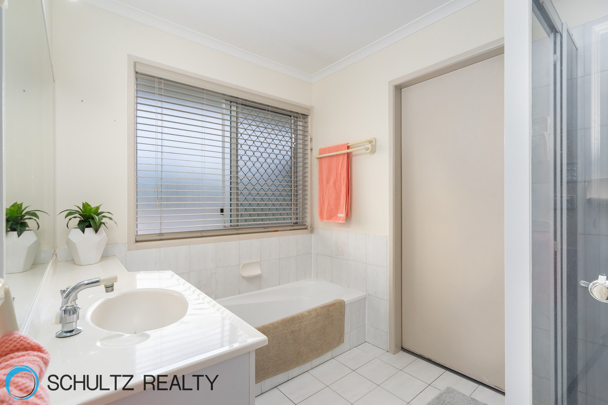 18 Bennelong Court,Beenleigh,Australia 4207,3 Bedrooms Bedrooms,1 BathroomBathrooms,House,Bennelong Court,1093
