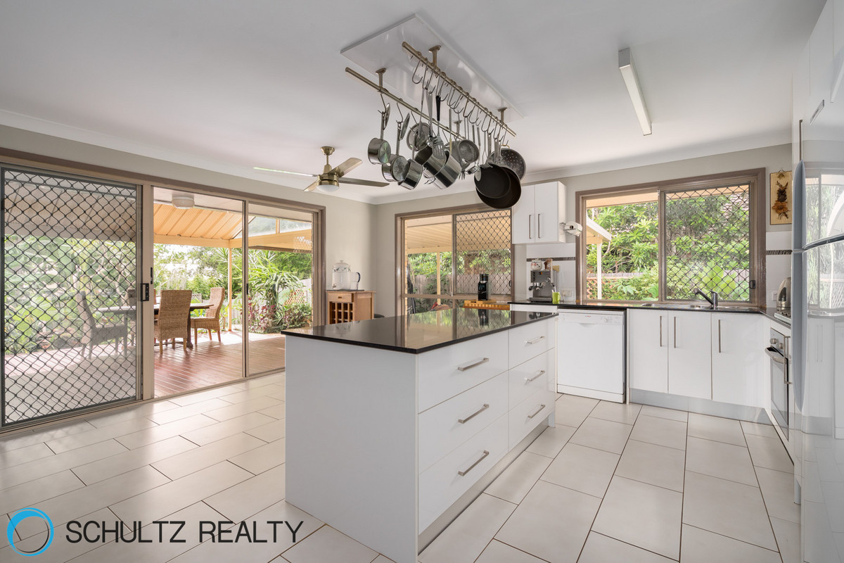 8 Hendrix Street, Windaroo, Australia 4207, 3 Bedrooms Bedrooms, ,2 BathroomsBathrooms,House,Sold,Hendrix Street,1094