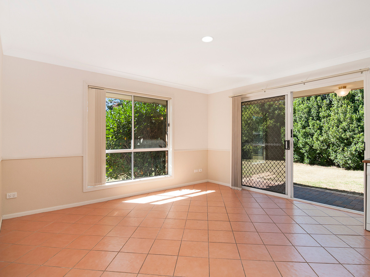 22 Hendrix Street,Windaroo,Australia 4207,4 Bedrooms Bedrooms,2 BathroomsBathrooms,House,Hendrix Street,1097
