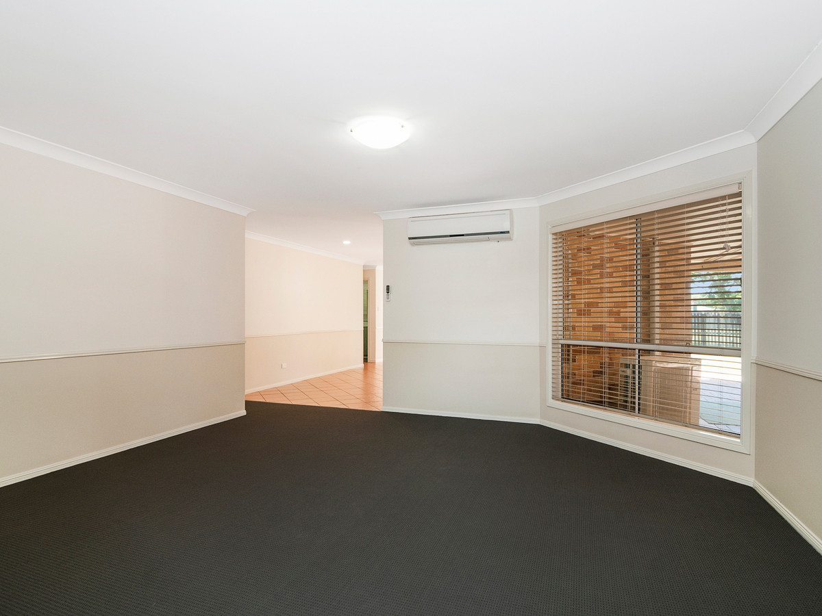 22 Hendrix Street,Windaroo,Australia 4207,4 Bedrooms Bedrooms,2 BathroomsBathrooms,House,Hendrix Street,1097
