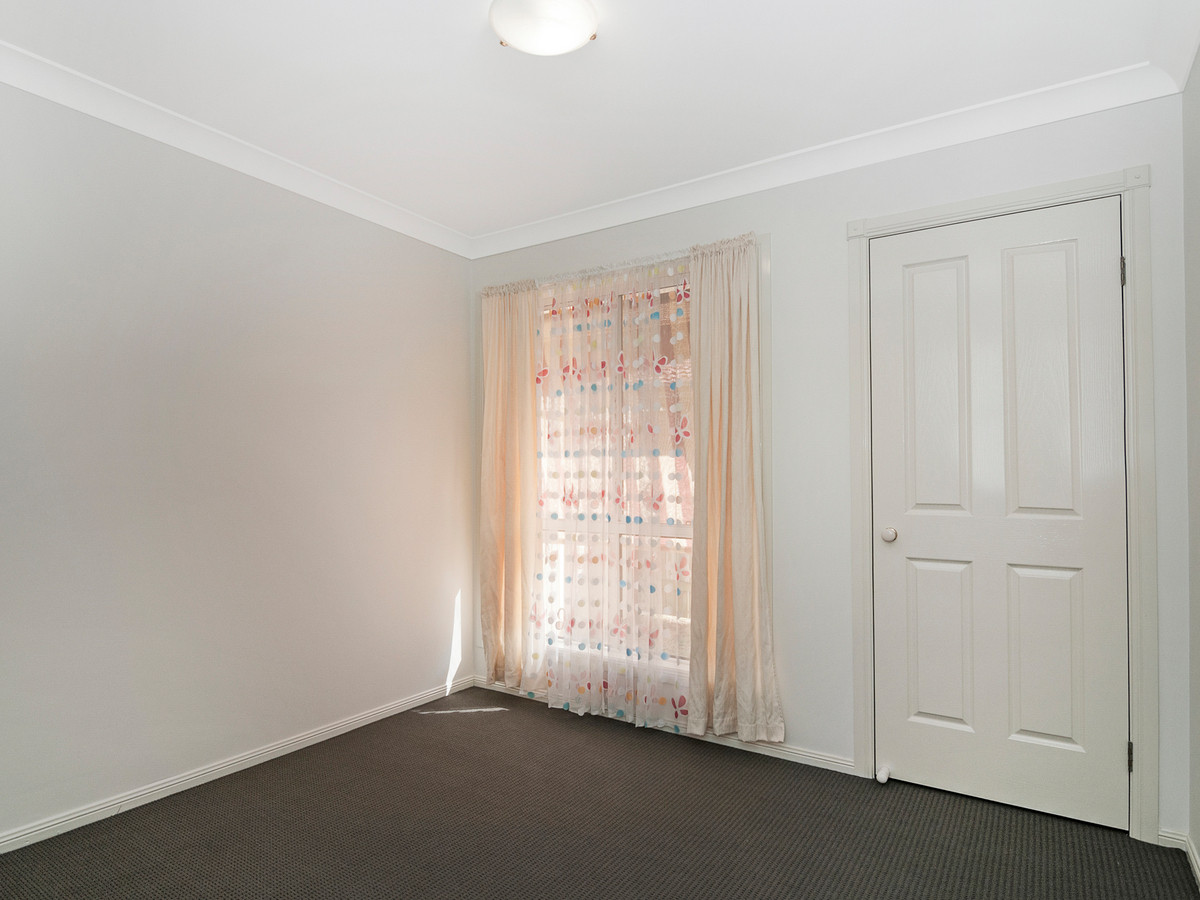 22 Hendrix Street,Windaroo,Australia 4207,4 Bedrooms Bedrooms,2 BathroomsBathrooms,House,Hendrix Street,1097