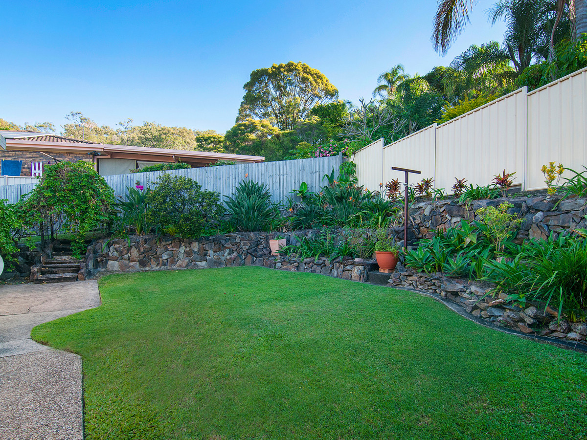 11 Shields Street,Mount Warren Park,Australia 4207,4 Bedrooms Bedrooms,3 BathroomsBathrooms,House,Shields Street,1096