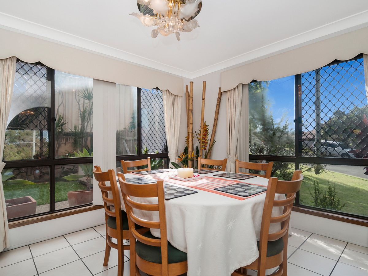11 Shields Street,Mount Warren Park,Australia 4207,4 Bedrooms Bedrooms,3 BathroomsBathrooms,House,Shields Street,1096