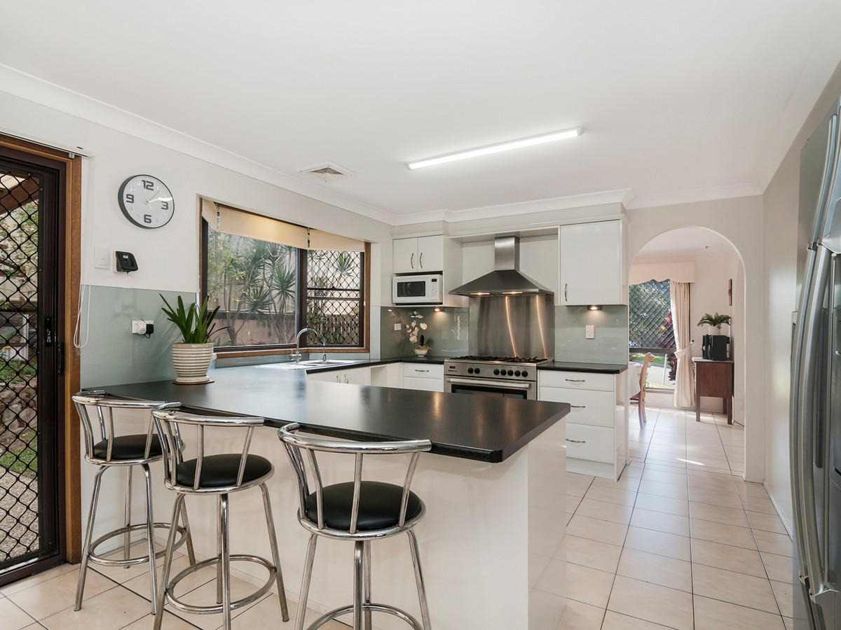 11 Shields Street,Mount Warren Park,Australia 4207,4 Bedrooms Bedrooms,3 BathroomsBathrooms,House,Shields Street,1096