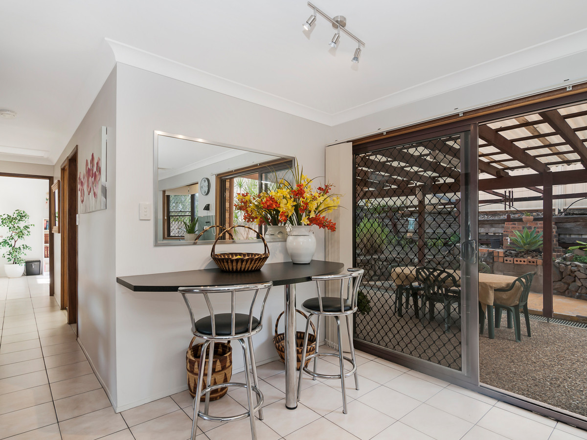 11 Shields Street,Mount Warren Park,Australia 4207,4 Bedrooms Bedrooms,3 BathroomsBathrooms,House,Shields Street,1096