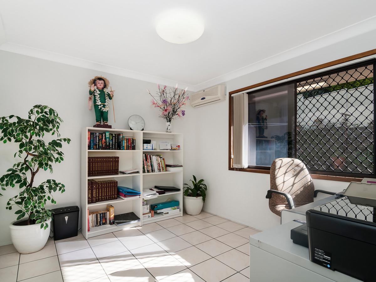 11 Shields Street,Mount Warren Park,Australia 4207,4 Bedrooms Bedrooms,3 BathroomsBathrooms,House,Shields Street,1096