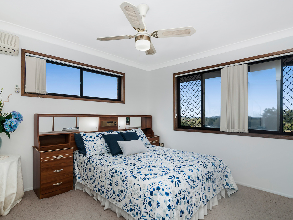 11 Shields Street,Mount Warren Park,Australia 4207,4 Bedrooms Bedrooms,3 BathroomsBathrooms,House,Shields Street,1096