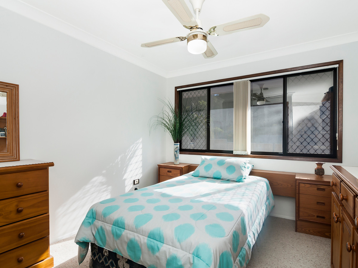 11 Shields Street,Mount Warren Park,Australia 4207,4 Bedrooms Bedrooms,3 BathroomsBathrooms,House,Shields Street,1096