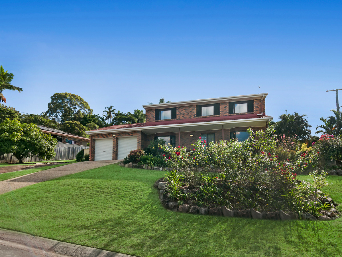11 Shields Street,Mount Warren Park,Australia 4207,4 Bedrooms Bedrooms,3 BathroomsBathrooms,House,Shields Street,1096