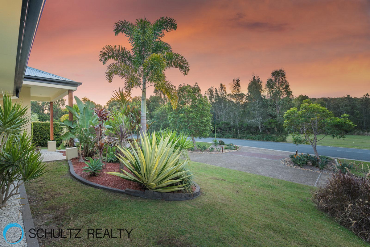 42 Ragamuffin drive West, Coomera Waters, Australia 4209, 4 Bedrooms Bedrooms, ,2 BathroomsBathrooms,House,Sold,Ragamuffin drive West,1098