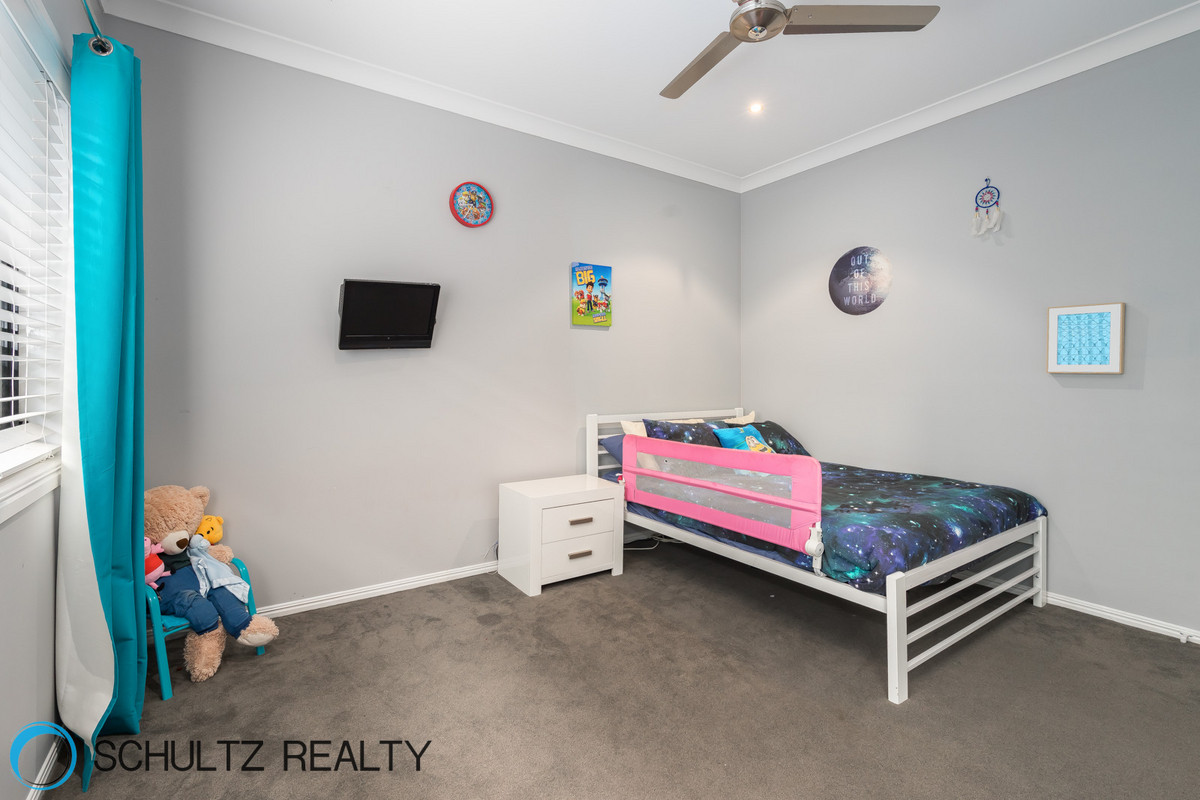 42 Ragamuffin drive West, Coomera Waters, Australia 4209, 4 Bedrooms Bedrooms, ,2 BathroomsBathrooms,House,Sold,Ragamuffin drive West,1098