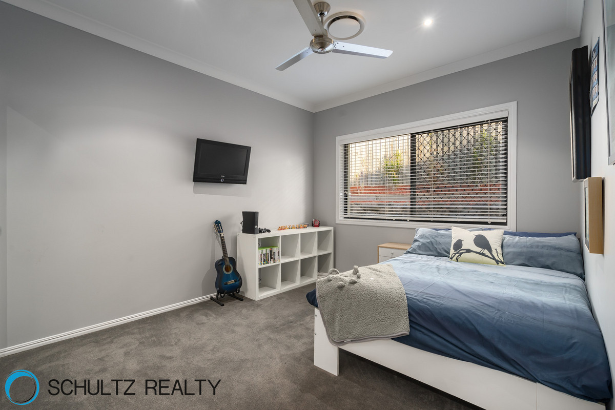 42 Ragamuffin drive West, Coomera Waters, Australia 4209, 4 Bedrooms Bedrooms, ,2 BathroomsBathrooms,House,Sold,Ragamuffin drive West,1098