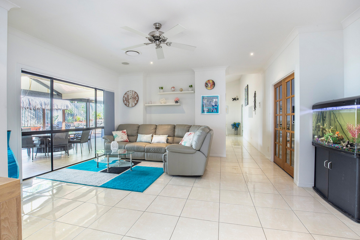42 Ragamuffin drive West, Coomera Waters, Australia 4209, 4 Bedrooms Bedrooms, ,2 BathroomsBathrooms,House,Sold,Ragamuffin drive West,1098