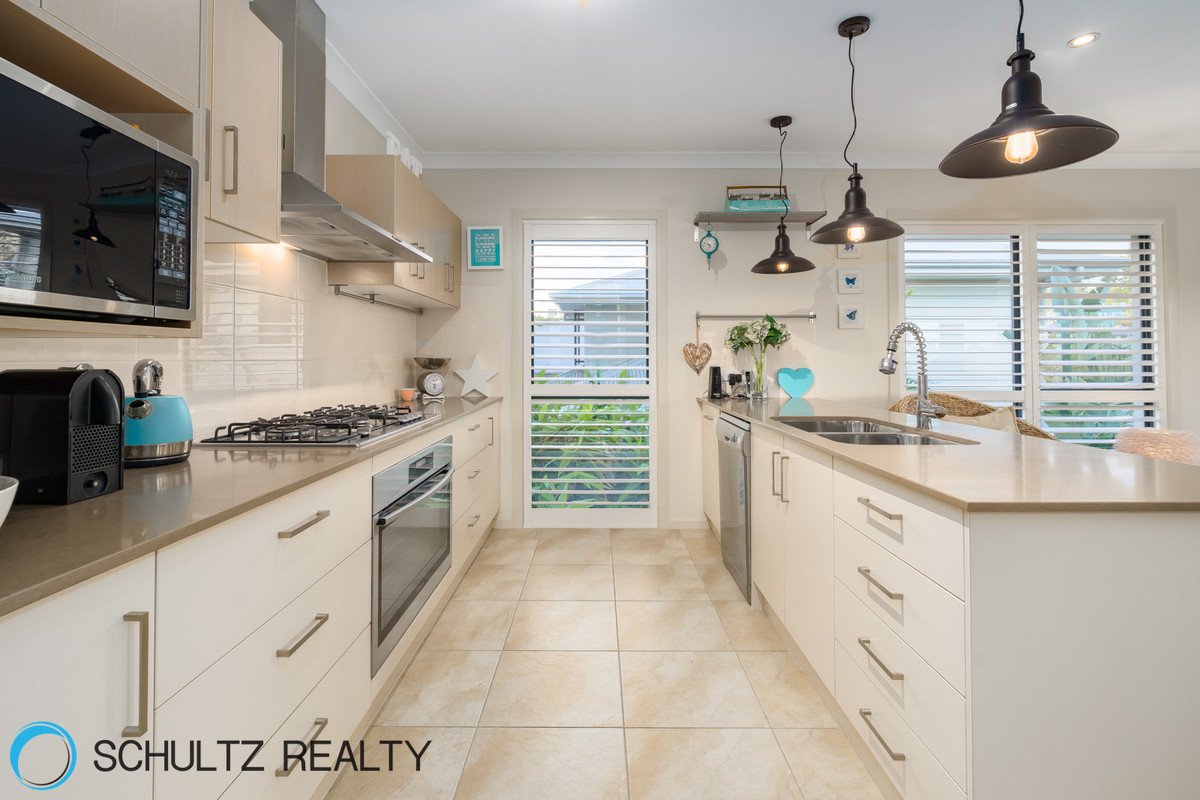 21 Vista Parade, Ormeau, Australia 4208, 5 Bedrooms Bedrooms, ,3 BathroomsBathrooms,House,Sold,Vista Parade,1102