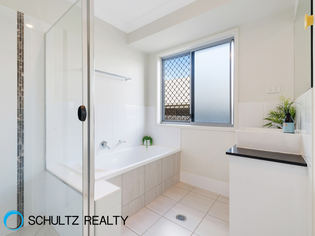 38 Skyline Circuit, Bahrs Scrub, Australia 4207, 4 Bedrooms Bedrooms, ,2 BathroomsBathrooms,House,Sold,Skyline Circuit,1105