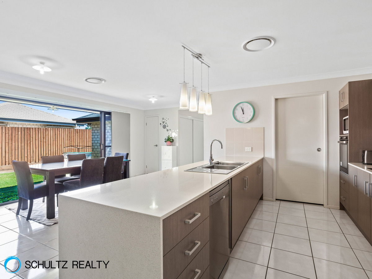 38 Lucinda Road, Logan Village, Australia 4207, 5 Bedrooms Bedrooms, ,3 BathroomsBathrooms,House,For sale,Lucinda Road,1109