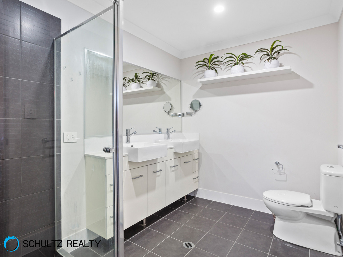 38 Lucinda Road, Logan Village, Australia 4207, 5 Bedrooms Bedrooms, ,3 BathroomsBathrooms,House,For sale,Lucinda Road,1109