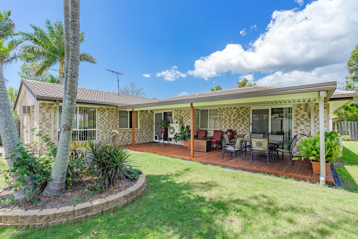 7 Allenby Crescent, Windaroo, Australia 4207, 4 Bedrooms Bedrooms, ,2 BathroomsBathrooms,House,For sale,Allenby Crescent,1110