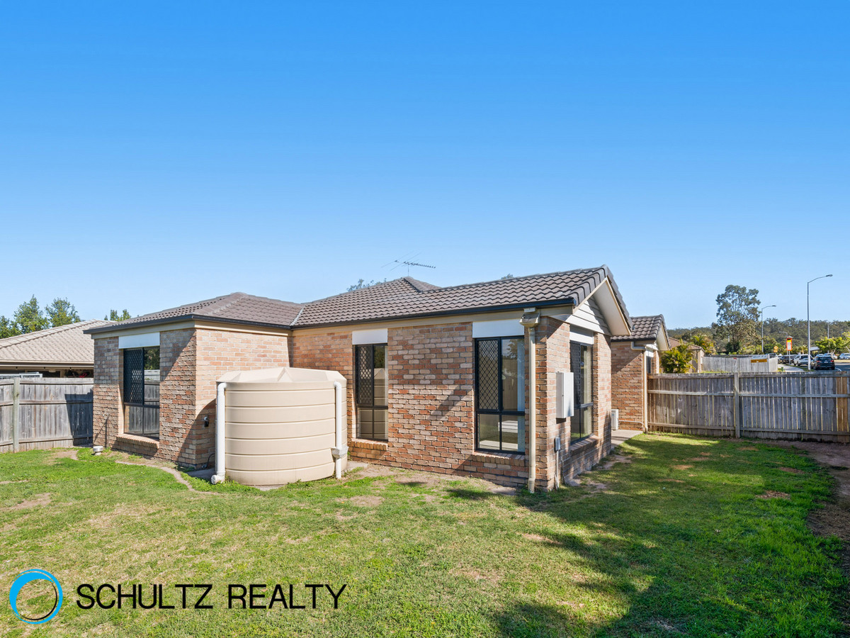 2 Shelley Avenue, Mount Warren Park, Australia 4207, 4 Bedrooms Bedrooms, ,2 BathroomsBathrooms,House,Sold,Shelley Avenue,1111