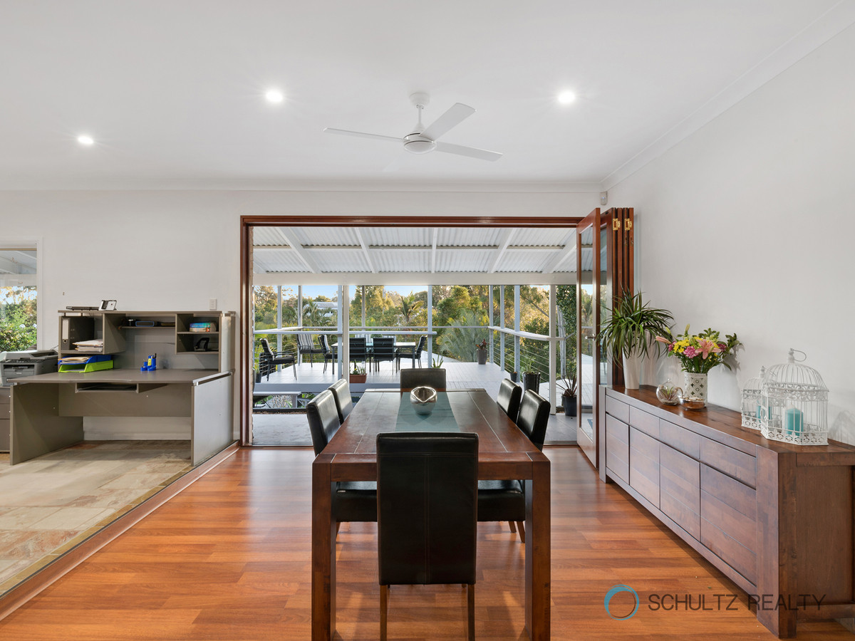 5 Magenta Court, Mount Warren Park, Australia 4207, 3 Bedrooms Bedrooms, ,2 BathroomsBathrooms,House,Sold,Magenta Court,1113
