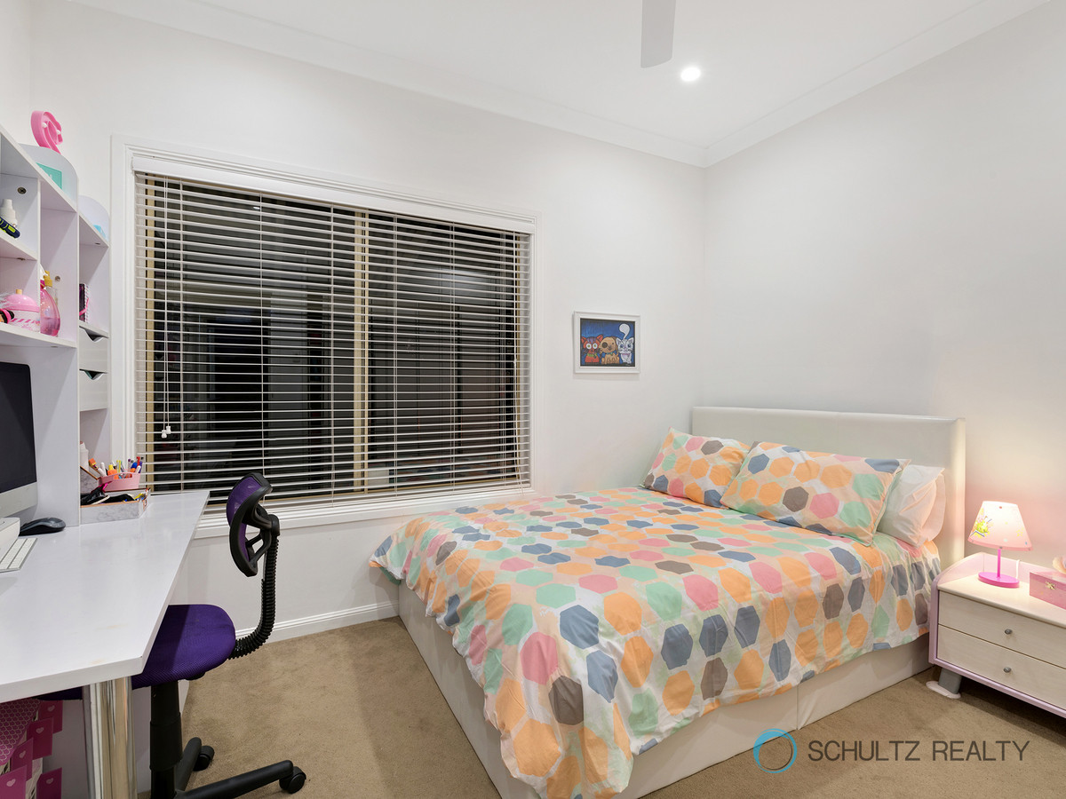 5 Magenta Court, Mount Warren Park, Australia 4207, 3 Bedrooms Bedrooms, ,2 BathroomsBathrooms,House,Sold,Magenta Court,1113