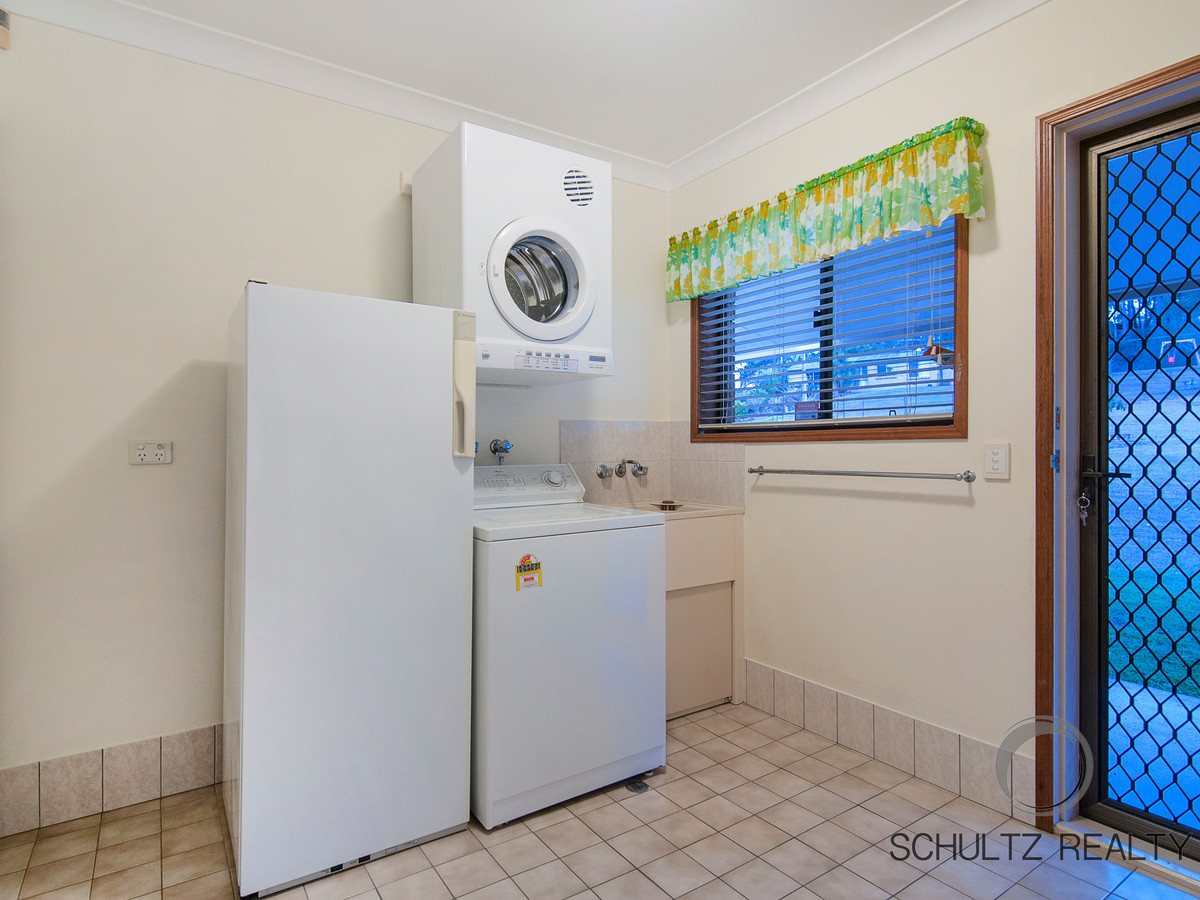 16-18 New Horizon Avenue, Bahrs Scrub, Australia 4207, 4 Bedrooms Bedrooms, ,2 BathroomsBathrooms,House,Sold,New Horizon Avenue,1114