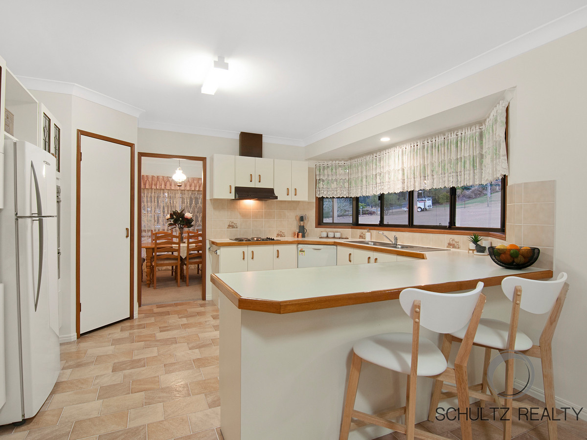 16-18 New Horizon Avenue, Bahrs Scrub, Australia 4207, 4 Bedrooms Bedrooms, ,2 BathroomsBathrooms,House,Sold,New Horizon Avenue,1114