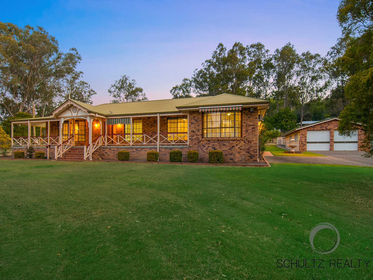 16-18 New Horizon Avenue, Bahrs Scrub, Australia 4207, 4 Bedrooms Bedrooms, ,2 BathroomsBathrooms,House,Sold,New Horizon Avenue,1114