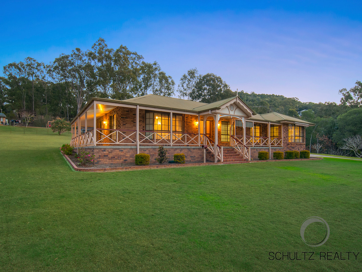 16-18 New Horizon Avenue, Bahrs Scrub, Australia 4207, 4 Bedrooms Bedrooms, ,2 BathroomsBathrooms,House,Sold,New Horizon Avenue,1114