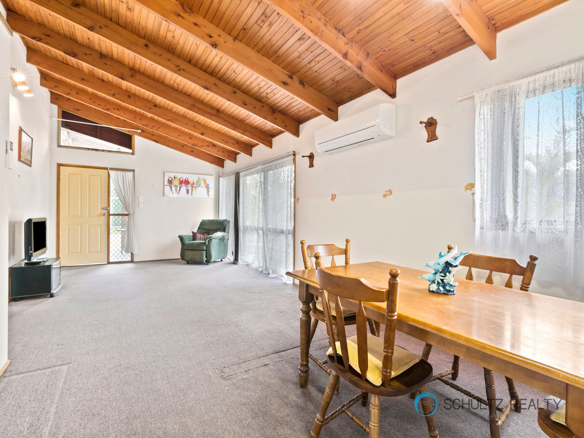 45 Harding Boulevard, Mount Warren Park, Australia 4207, 3 Bedrooms Bedrooms, ,1 BathroomBathrooms,House,Sold,Harding Boulevard,1115